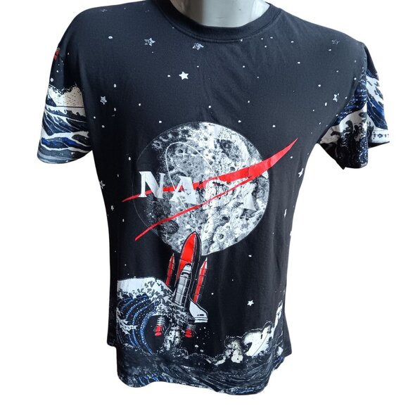 Men's Medium T-shirt NASA Graphic Space Shuttle AOP Moon Black - Picture 2 of 6